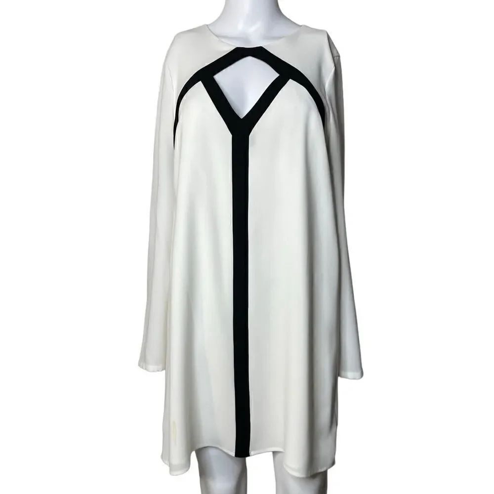 BCBGMaxAzria Long Sleeve Knee Length Dress White and Black Size XS
